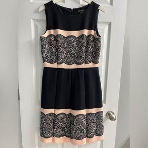 Tahari dress with pockets!